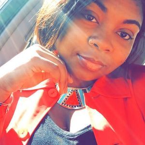 Meet your Posher, Josette